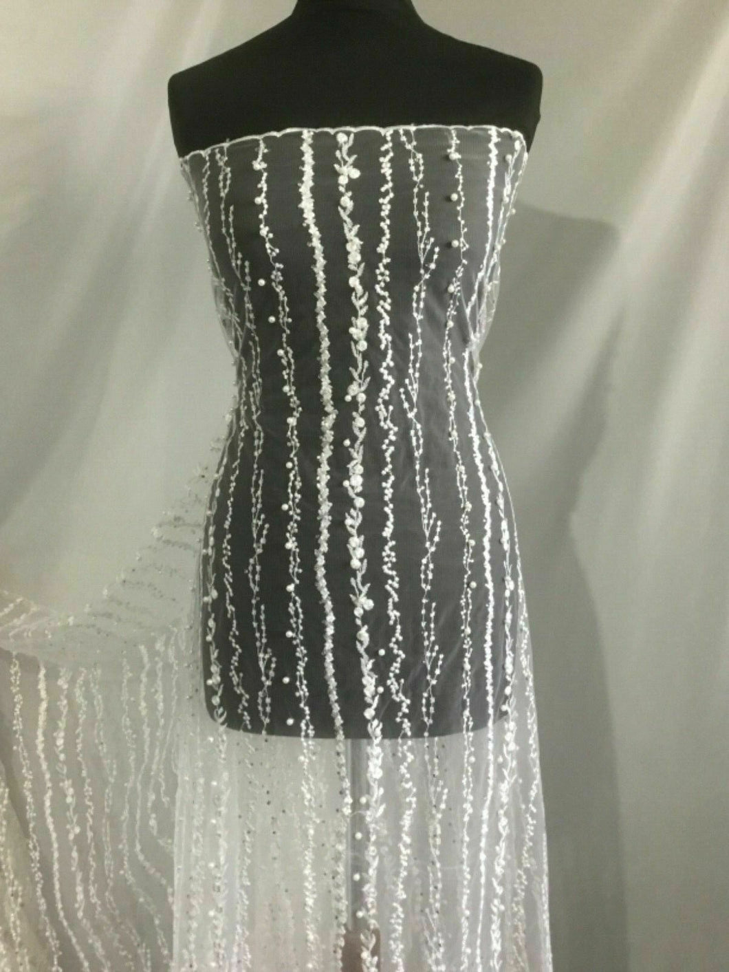 NEW High Class Designer Iced White Bridal Border Floral Pearl Lace Fabric 47”
