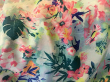 Load image into Gallery viewer, Beautiful Multicolour Chiffon Georgette Summer Floral Print Fabric 59&quot; 151cm She