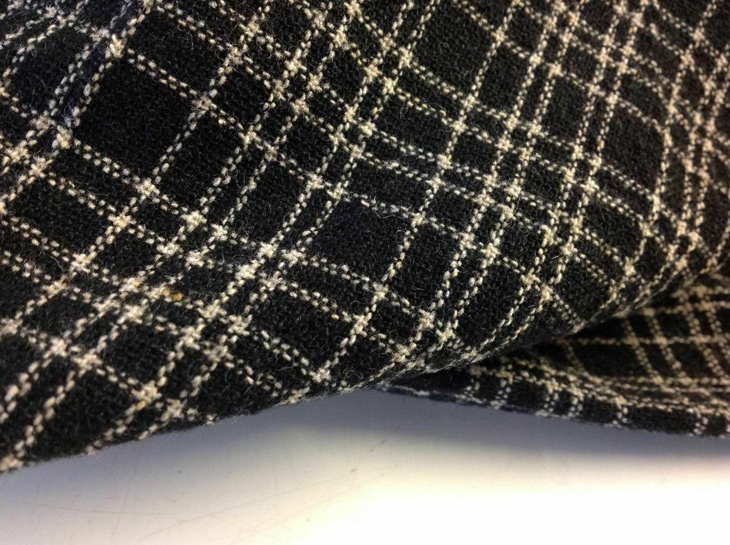 NEW Multi Colour Wool Check Suiting Boucle Fabric Seen On Designer Catwalk Image