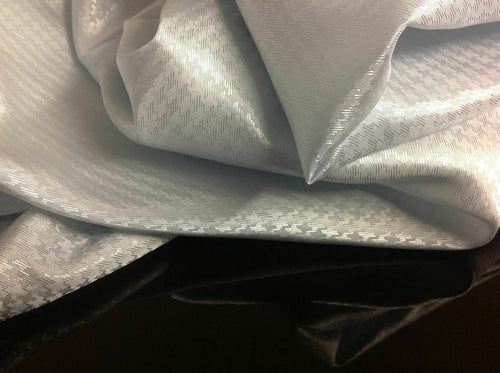 NEW Beautiful Light Silver Dogtooth Jacquard 100% AC Silky Lining Fabric 57