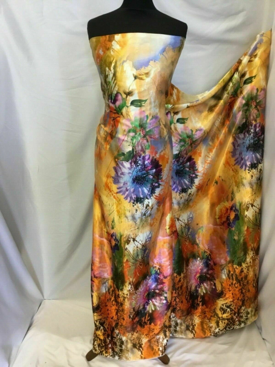 New Gorgeous High Class Designer Floral Satin Print Fabric Dress Material Art